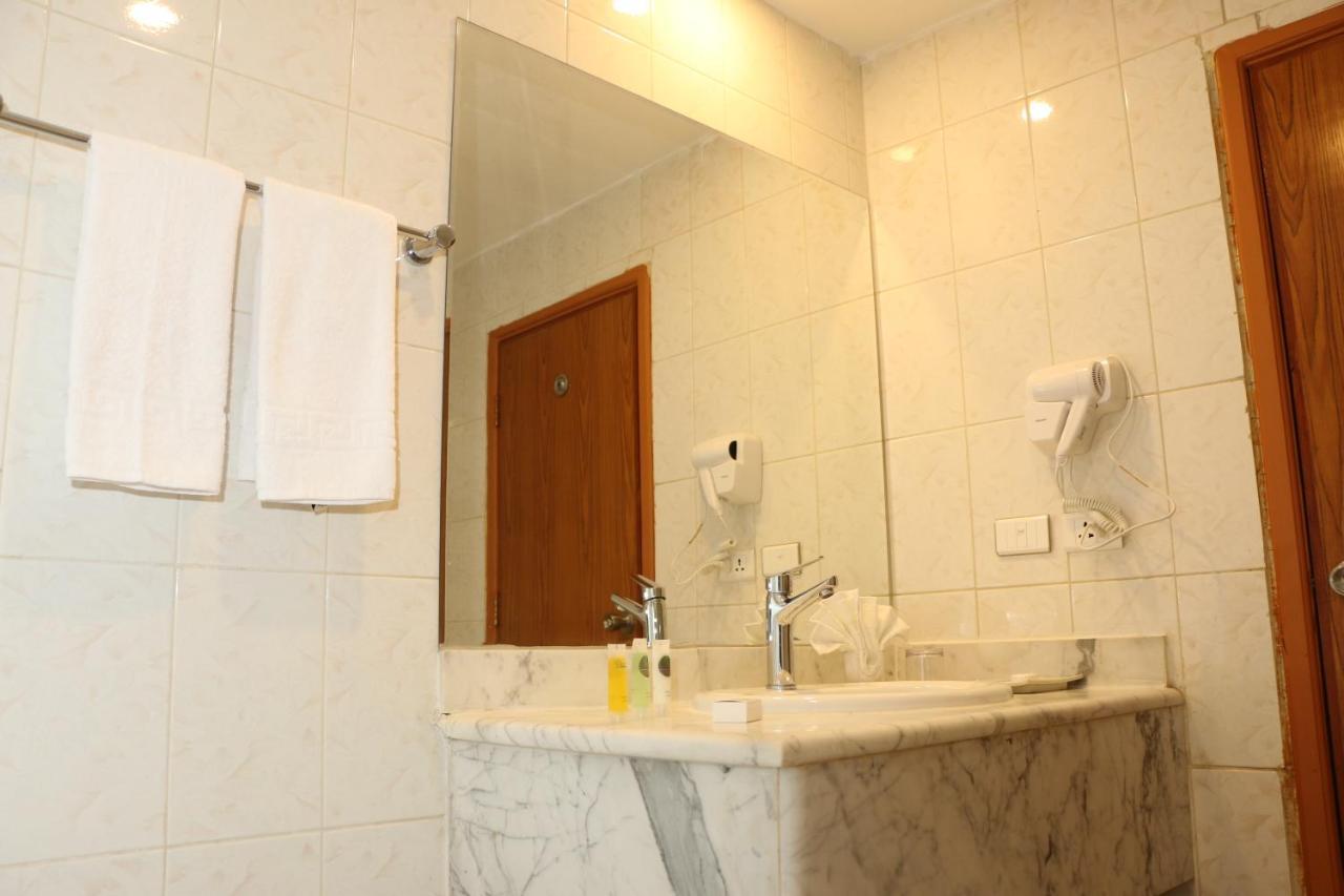 Silk Road Hotel Wadi Musa Bagian luar foto