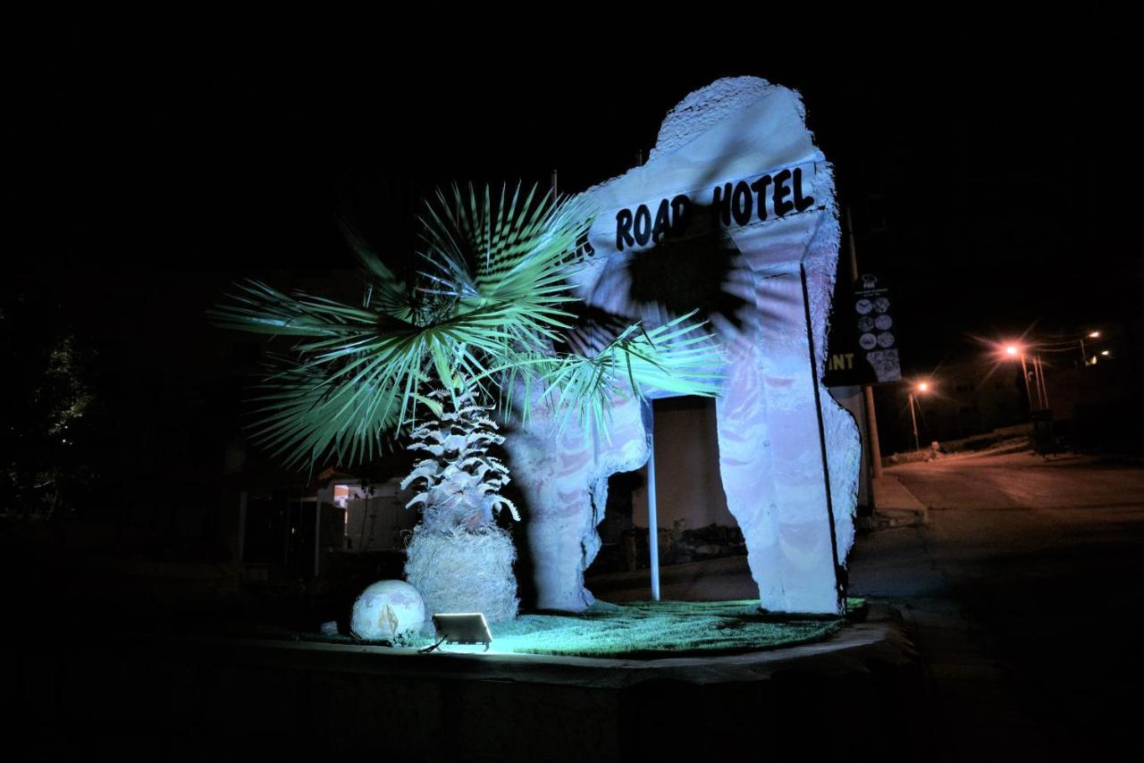 Silk Road Hotel Wadi Musa Bagian luar foto
