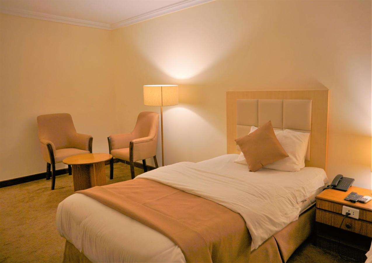 Silk Road Hotel Wadi Musa Bagian luar foto