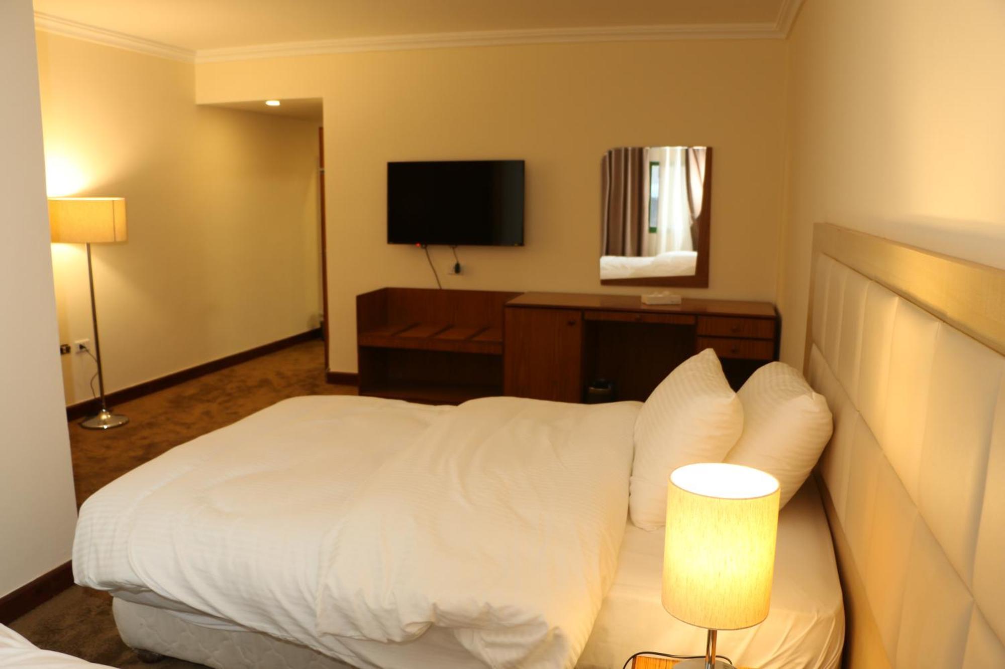Silk Road Hotel Wadi Musa Bagian luar foto